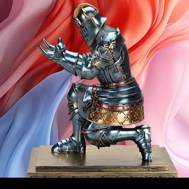 Medieval Armor Knight Resin Statue Pen Holder Pen Stand Ornament Home Room Office Decoration，Holding Sword Knight Sculpture Gift