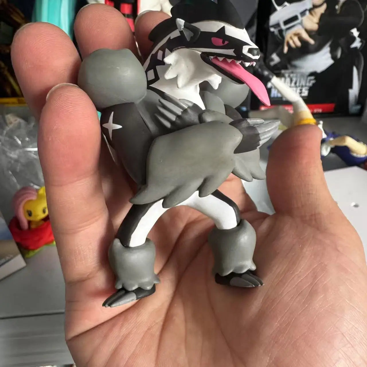 Genuine 1/20 Scale The World Obstagoon Ixon Barrikadax No Base Cute Action Figure Model Toys