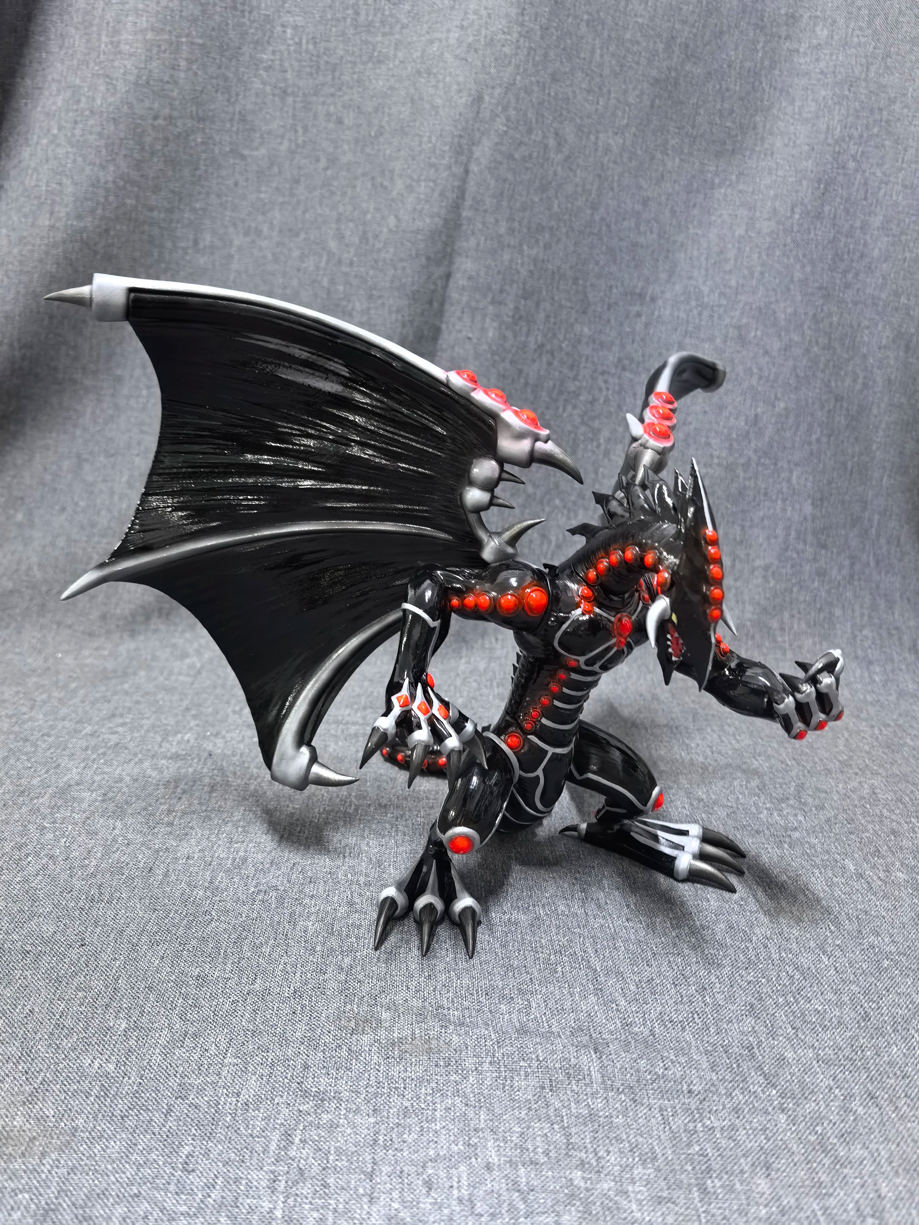 25cm Gandora Figure Yu Gi Oh ZEXAL Blue-Eyes White Dragon  Anime Figures Collectible Desktop Decorations Best Gifts for Children
