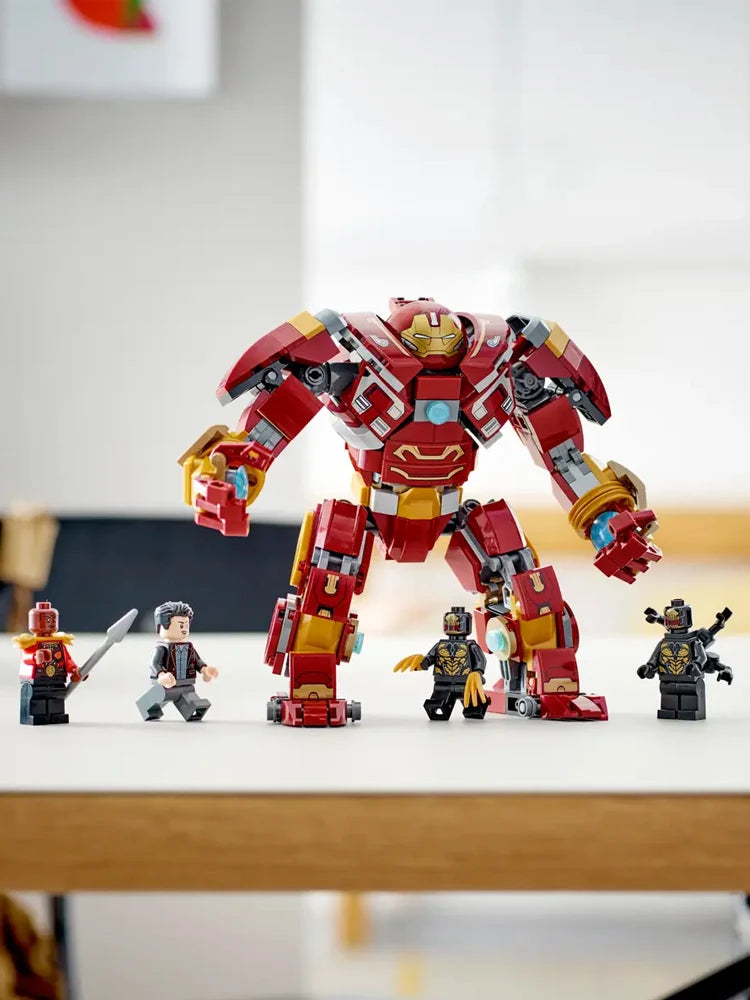 LEGO 76247 Marvel Hulkbuster: Battle of Wakanda Superhero Construction Toy Building Kit