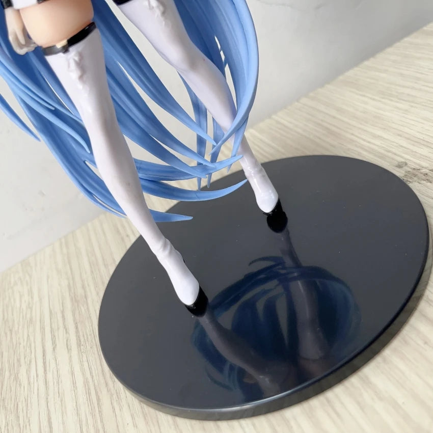 18CM Аниме Akame ga KILL! ESDEATH Момичешка фигурка PVC Екшън играчка за възрастни Колекция Игра Статуя Фигурки Кукли Подаръци