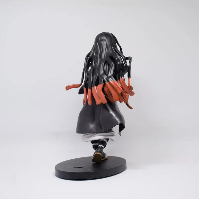 18CM Аниме Demon Slayer Kamado Nezuko Комплект стоящ модел играчка подарък колекция за деца PVC Aciton фигурка