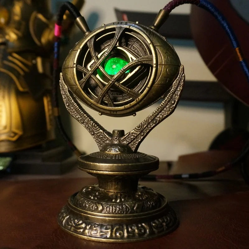 New  Avengers Strange Doctor Necklace Agomot Eye Infinity Gem Time Gem Action Figure Collectible Model Animation Derivative