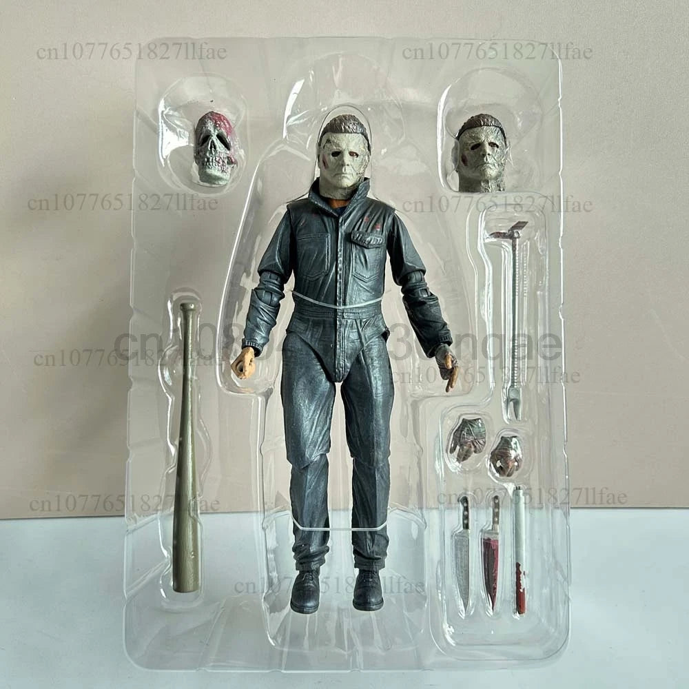 NECA Michael Myers Figur mit LED-Kürbis Halloween II Kills Ends Michael Myers Ultimate Actionfigur Modellspielzeug Gelenk beweglich