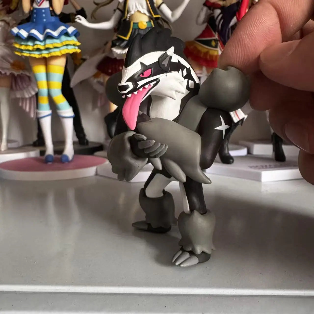 Genuine 1/20 Scale The World Obstagoon Ixon Barrikadax No Base Cute Action Figure Model Toys