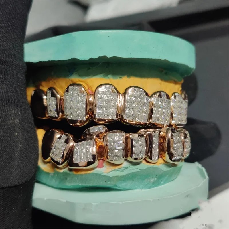 Custom Diamond Teeth Grillz Princess Cut Moissanite Diamond 8Top 8 Bottom Silver 925 Yellow & White Hip Hop Grillz Grill