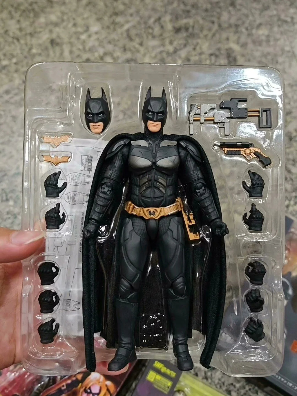 In Stock Originate BANDAI SHF The Dark Knight Batman Movable Model Toys S.H.FIGUARTS Bruce Wayne The Dark Knight Rises