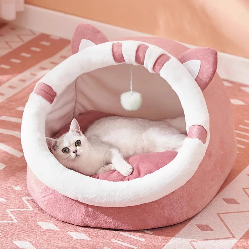 Komfortables Tierhaus im bezaubernden rosa Britisch Kurzhaar-Katzendesign – weich, warm und abnehmbar