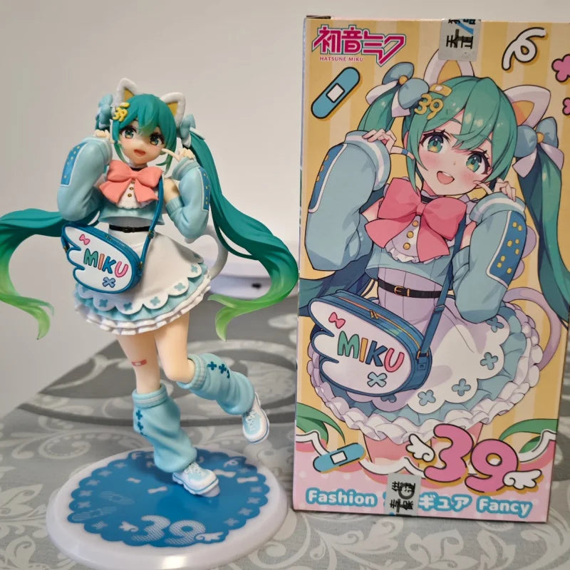 Original Taito Fashion Piapro Vocaloid Hatsune Miku Fancy Ver. Pvc Anime Figures Action Figure Collectible Model Kt Children Toy