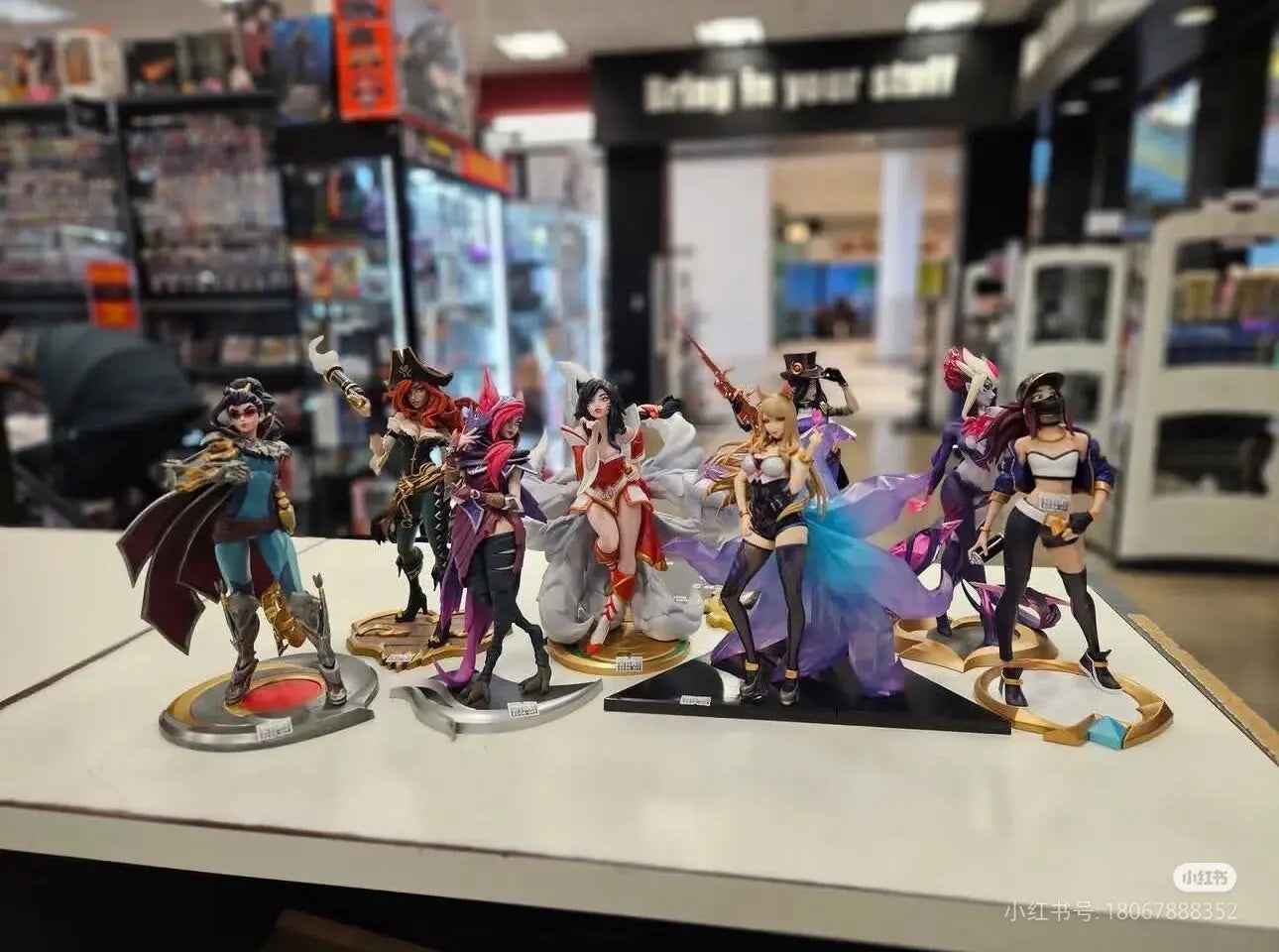 League of Legends Collectible Original Ahri the Nine-Tailed Fox Statue Medium Size Action Figure Brand New Unopened Toy