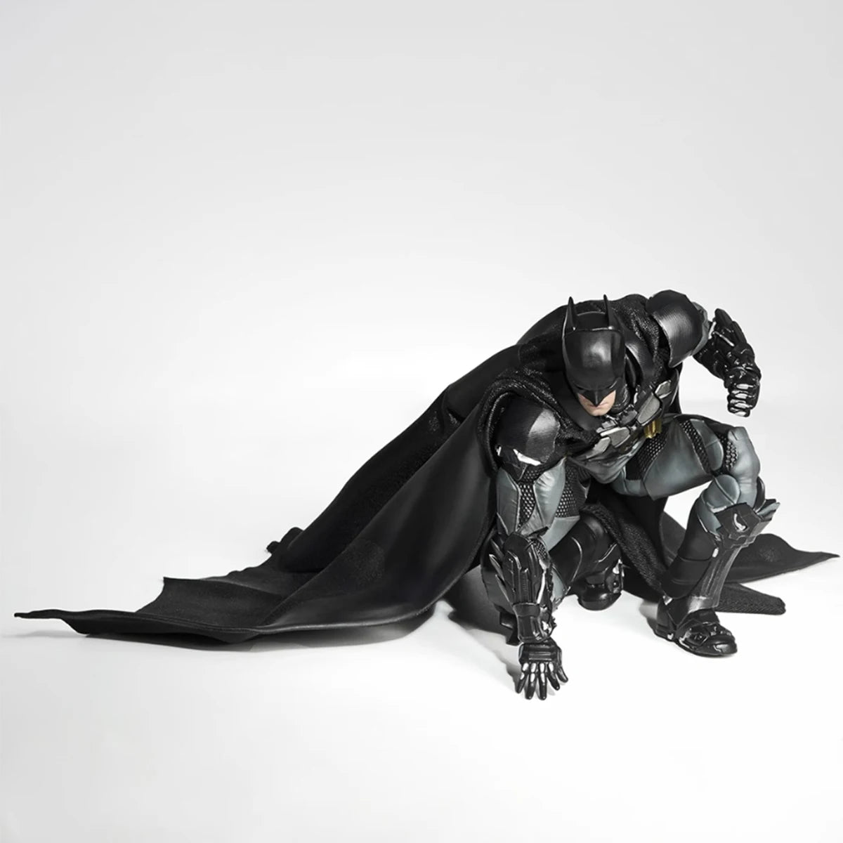 Arkham Knight Batman Action Figure 1/12 Batman Collectable Action Figure Anime Model Joints Movable Figurine Toys V8.04 Suit