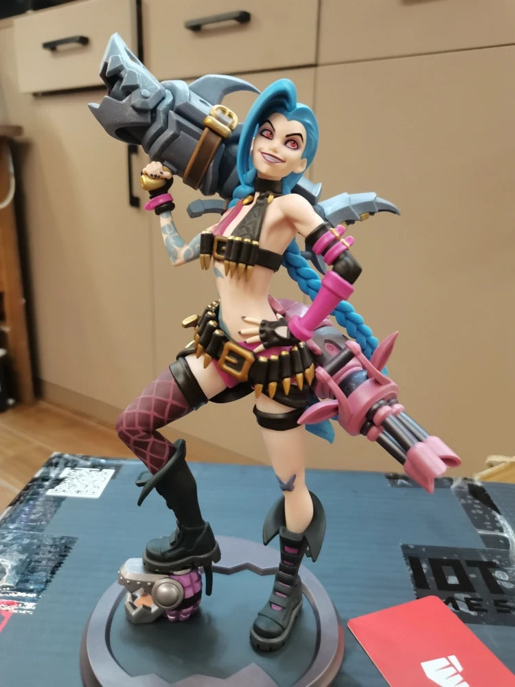Hot League Of Legends Game Periphery Figure The Piltover Enforcer Vi Jinx Medium Sculpture Action Figure Model Collectible Gift