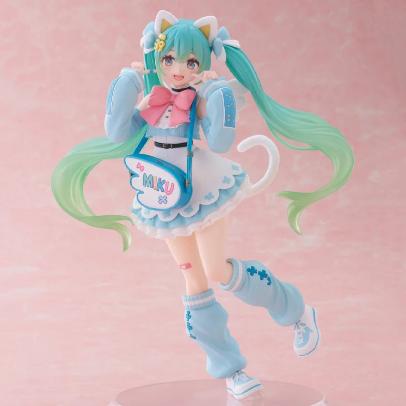 Original TAiTO Hatsune Miku Fashion Doll Creative Fashion Fancy Anime Figure PVC 18CM Collectible Model Statuette Ornament Gift