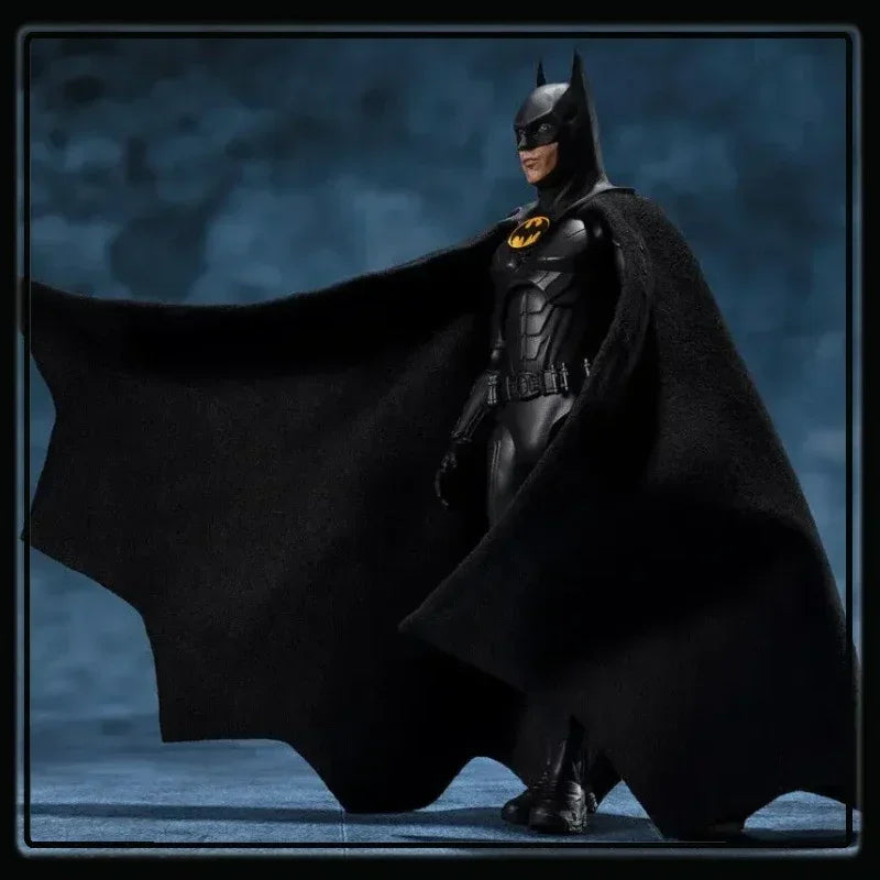 Bandai DC Universe The Flash SHF Batman Action Figures Justice League AnimeFigures Toys Collection Gifts