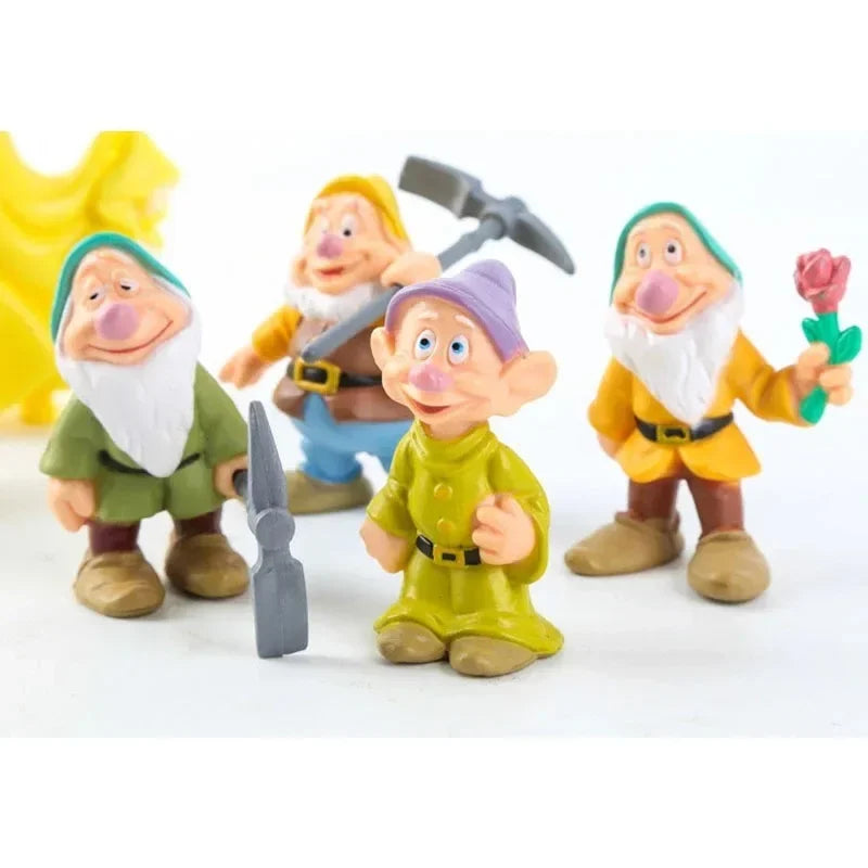 New Disney Princess Q Vesion Snow White and The Seven Dwarfs Figure Toy Model Dolls Gift for Children Hot Fashion Decor