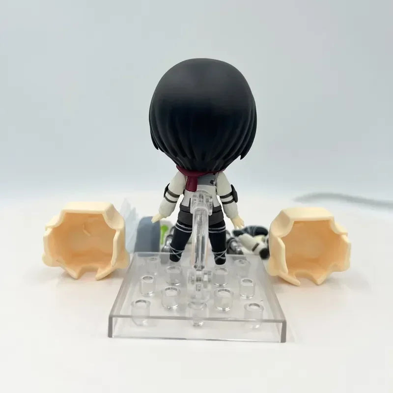 #2001 Mikasa Ackerman Attack on Titan Anime Figure Hange Zoe Shingeki no Kyojin Action Figure Erwin Smith Figure Model Doll Toys