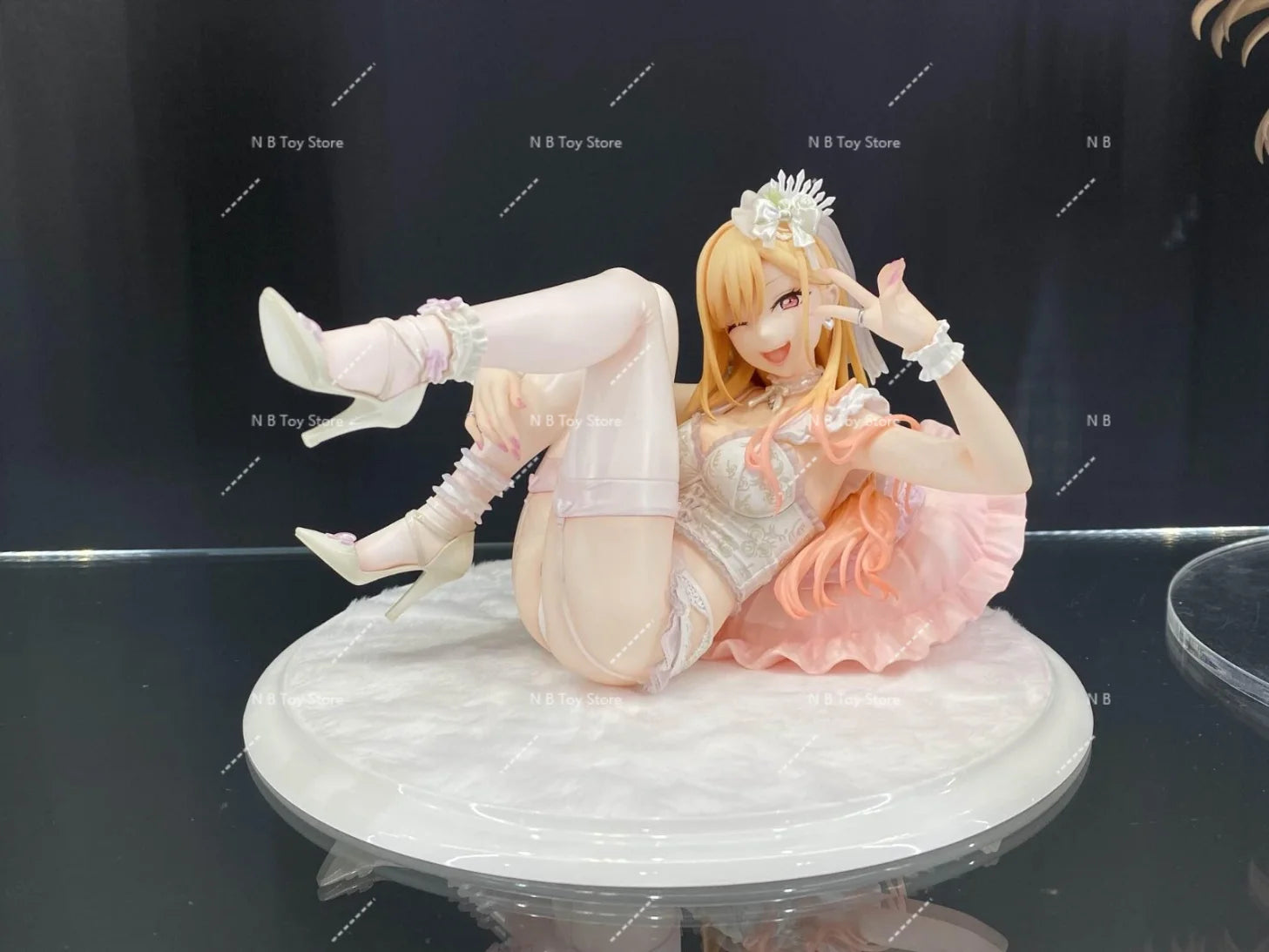 In Stock Original Aniplex + My Dress-Up Darling Marin Kitakawa Striped 1/7 Beauty Bride Figures Decoration Gifts Sweater