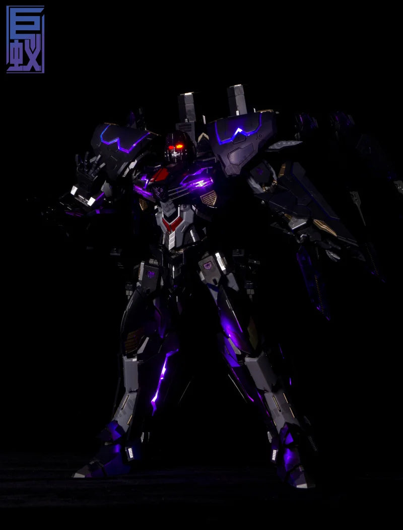 Giant Ant Models Transformation Megatron Iron Machine IDW Assembly Model Kit Action Figure With Light Skeleton ABS Toy