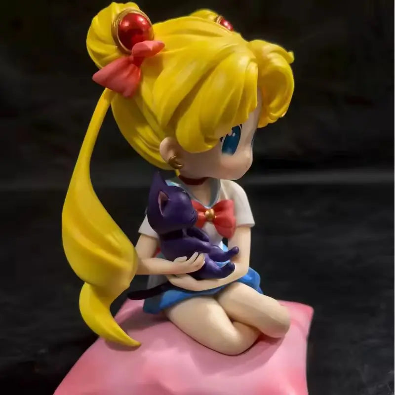 Q-Style Sitting Sailor Moon & Usagi Tsukino Gk Statue - Anime Collectible Figure, Kawaii Desktop Decor For Fans