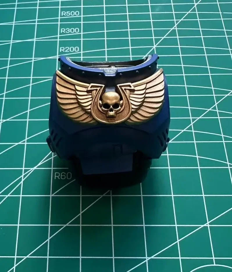JOYTOY Warhammer 40K 1/18 Екшън фигурки Uitramarines лейтенант Титус Модел играчка момче подаръци 3.75 инча