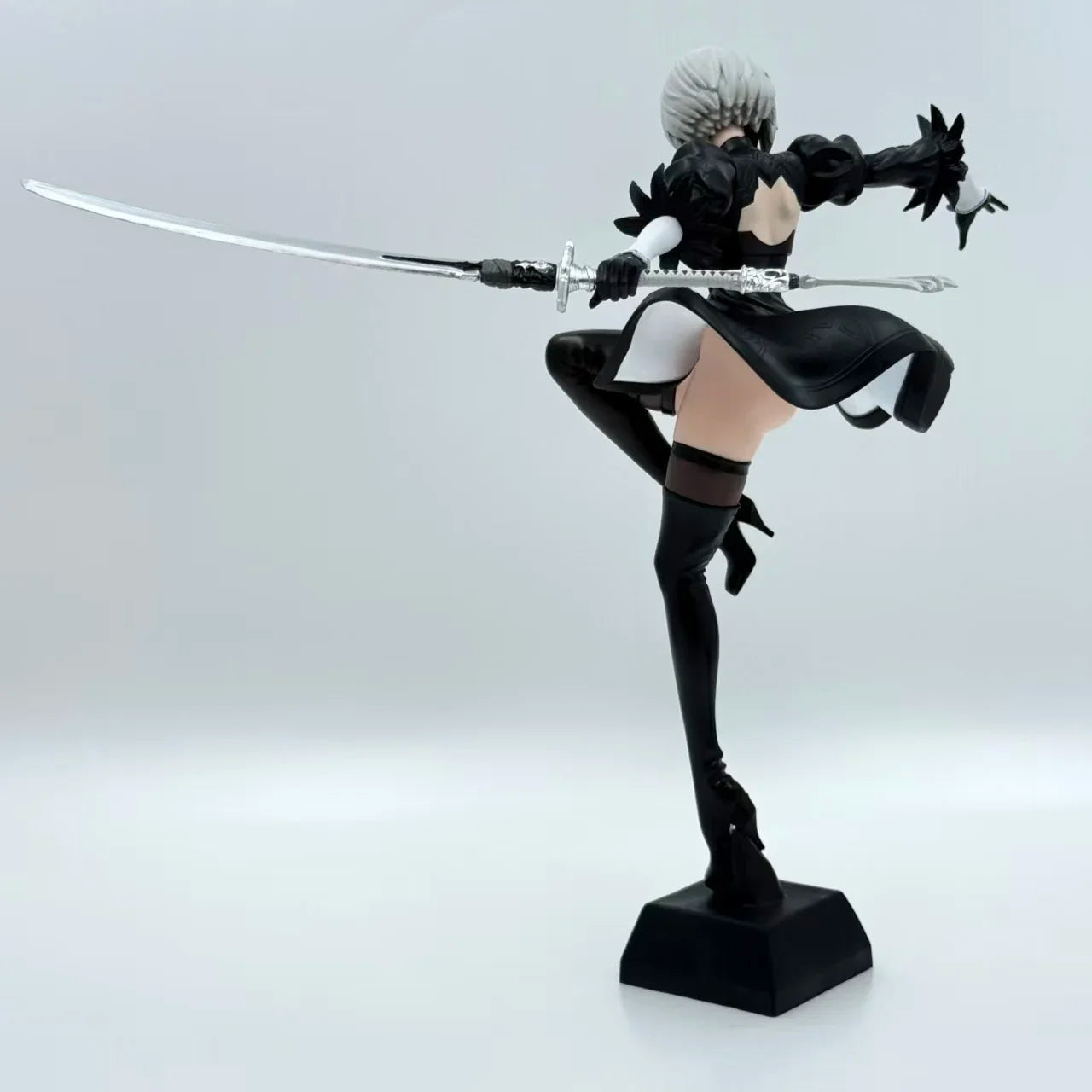 24CM NieR Automata YoRHa No. 2 Type B figma 2B Lifeform Kaine Nier PVC Action figure doll model Collectible statue figura gift