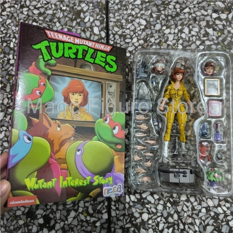 Neca Anime Yellow Clothes Female Reporter April O'Neil Action Figure Collection Model Toys Joint  Birthday Gift