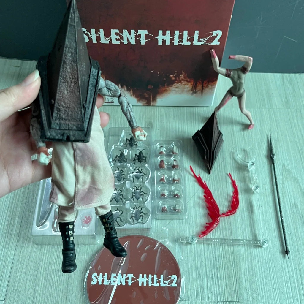 Silent Hill Executioner Jointed Moveable Figure  Head True Cloth Clothes Display Model Boxed Collectible Toy