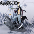 One Piece Figure Daimaru Series Marineford Battle Mihawk Statue, Warlord Film Edition Collectible Model