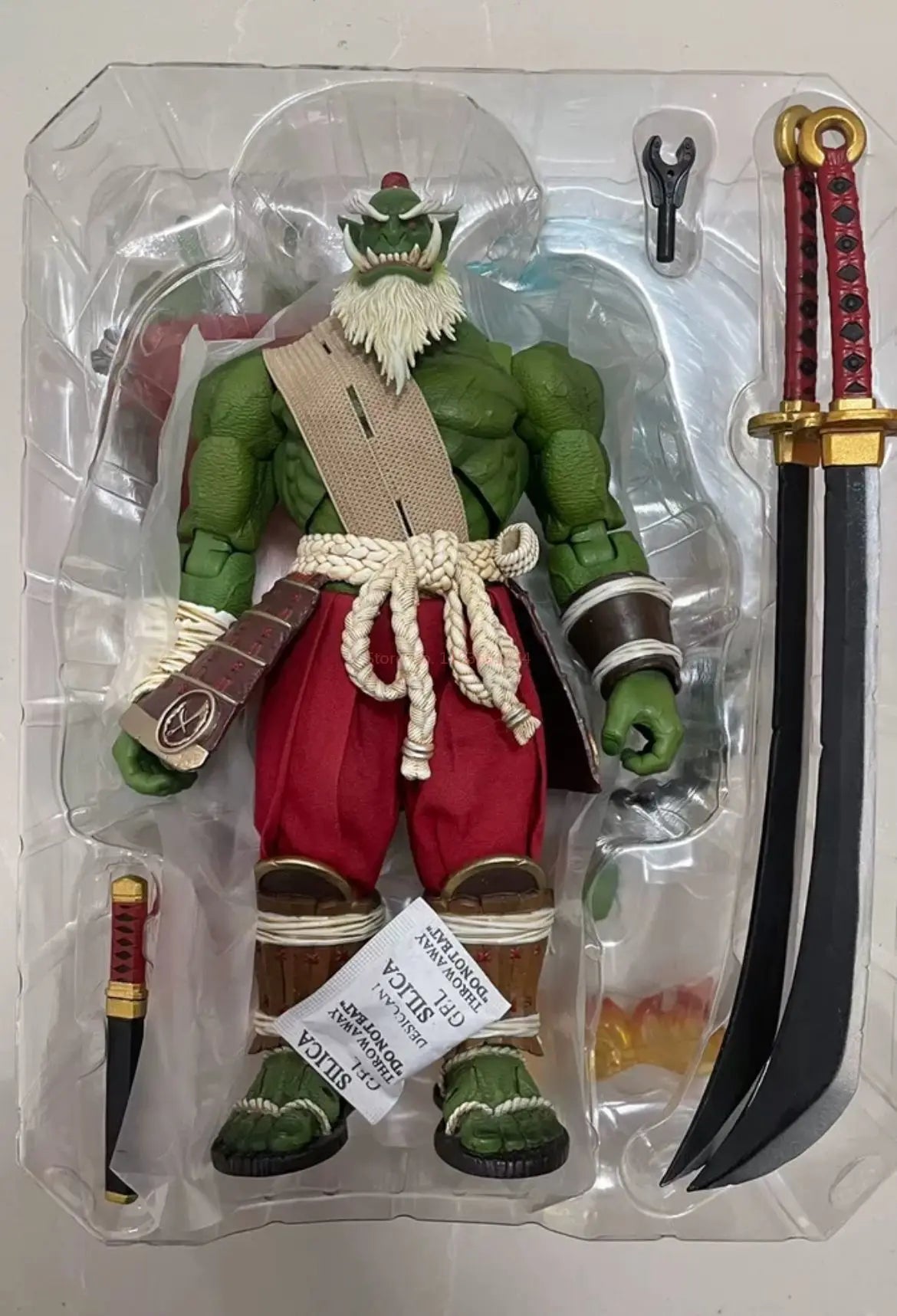 In Stock Hero Toys Series 5 Fireblade Clan Hero Orc Blade Master Samuro Model Toy Gift