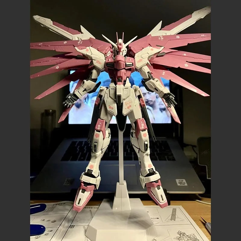 Mg Cherry Blossom Freedom 2.0 Magic Change 1/100 With Cherry Blossom Water Stickers Model Action Figures Toys Collectibles Gifts