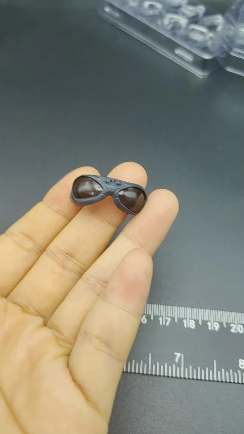 1/12 Scale Accessory Model for 6''mezco