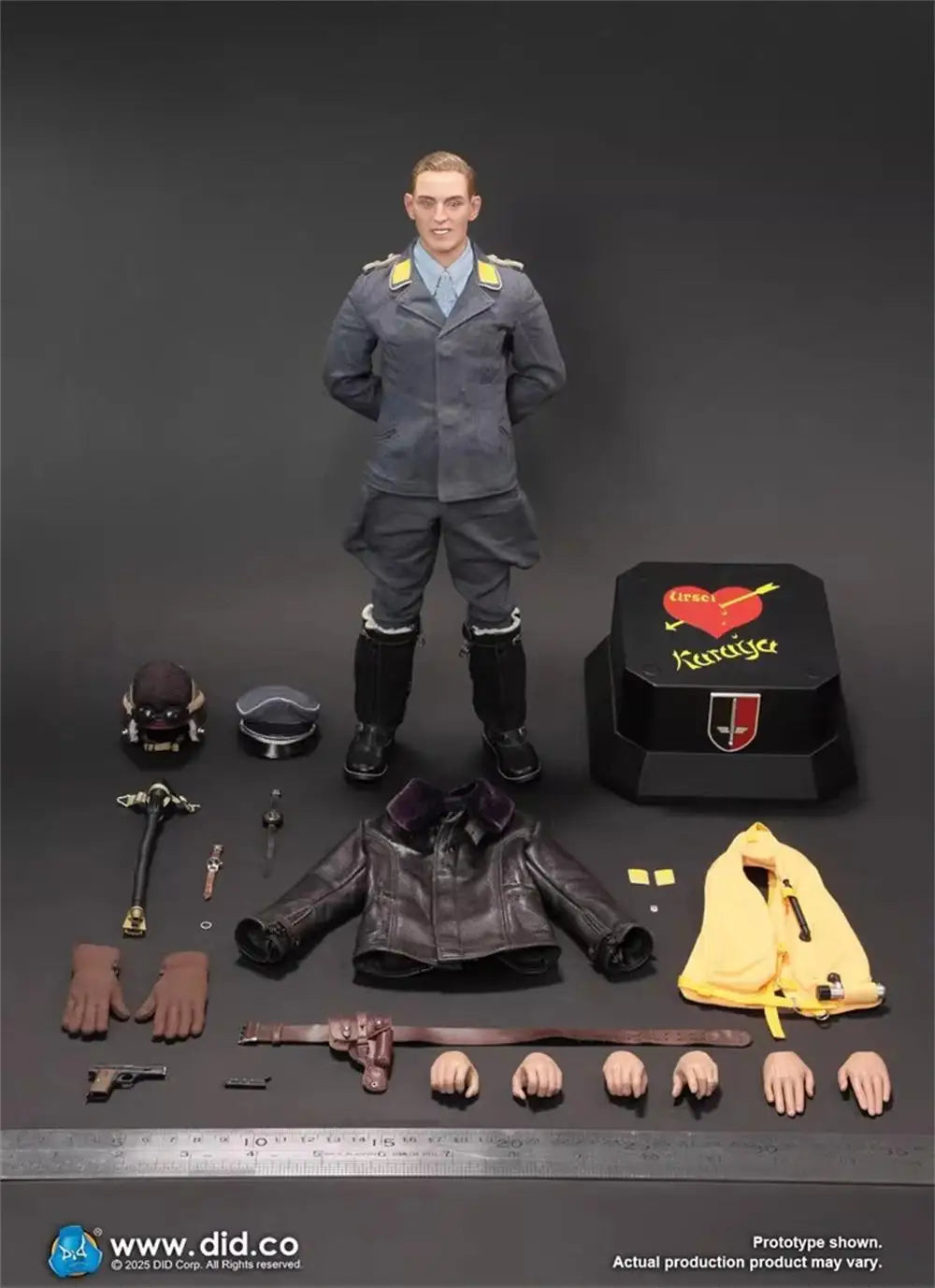1/6th DID D80190 New Arrival Full Set Moveable Action Figure Man with Stand Platform Toys Model About 12" For Fans Collect Gift