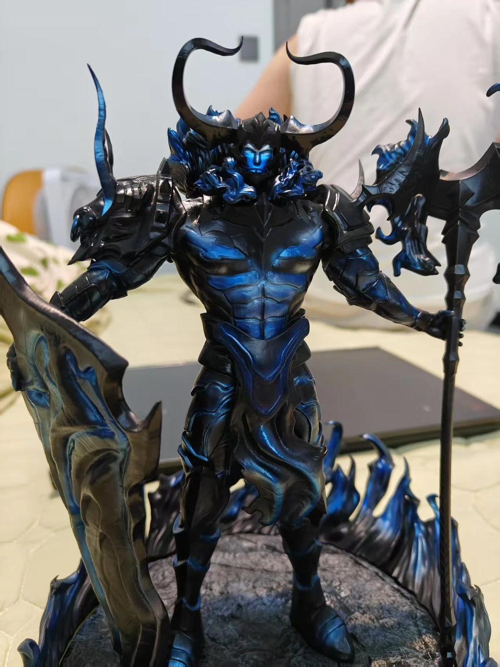 Solo Leveling Shadow Army Tank Ein - 25cm Painted Resin Model Collectible Statue Anime Figure
