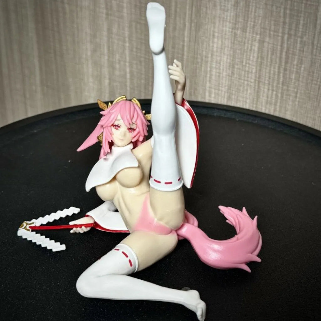 15cm Genshin Impact Yae Miko Lying Leg lift Beautiful Girl Anime Handmade Action Figures Desktop Case Decoration Ornament Gift