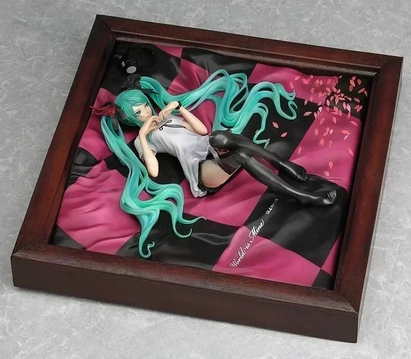 Spot SaleGOOD SMILE Original GSC MIKU Hatsune Miku Figure World Is Mine Photo Frame Ver. Figure Model Collection Toy Giftin Stoc