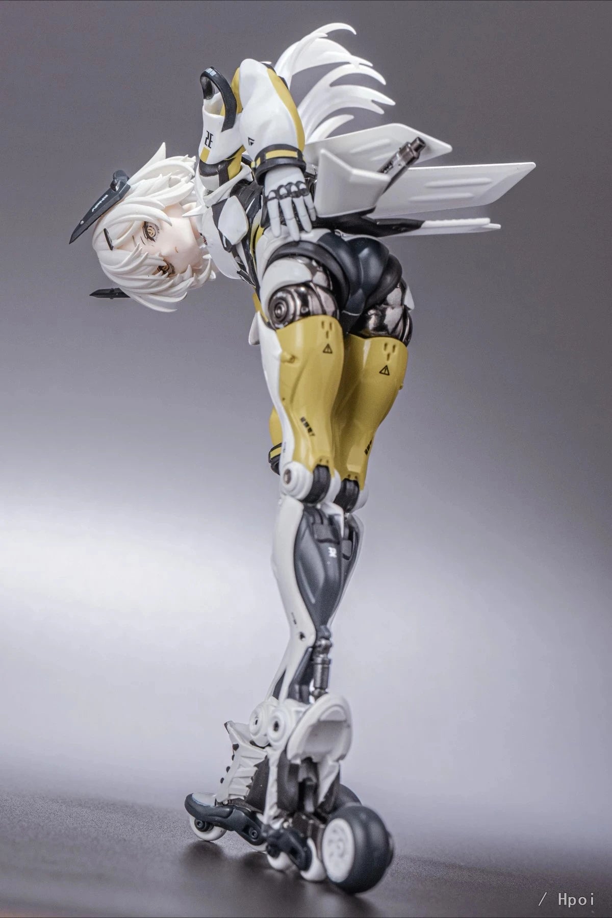Original Sentinel Motored Cyborg Runner SSX_155ar KINETIC ASH 175mm PVC Collectible Action Figure