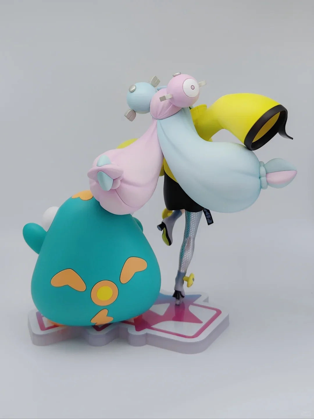 In Stock Genuine PokéMon Iono And Bellibolt Action Figures Desktop Ornament Exquisite Birthday Gift Trend Toys Collect Ornaments