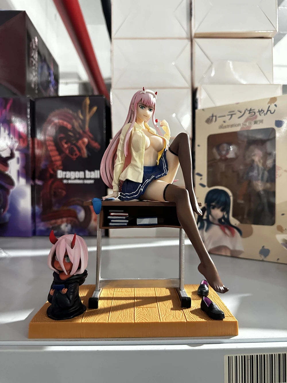 25CM Anime Darling in the FranXX Figure 02 ZERO TWO School Uniform Black Stockings Ver Childhood Model Toy Gift PVC Standing