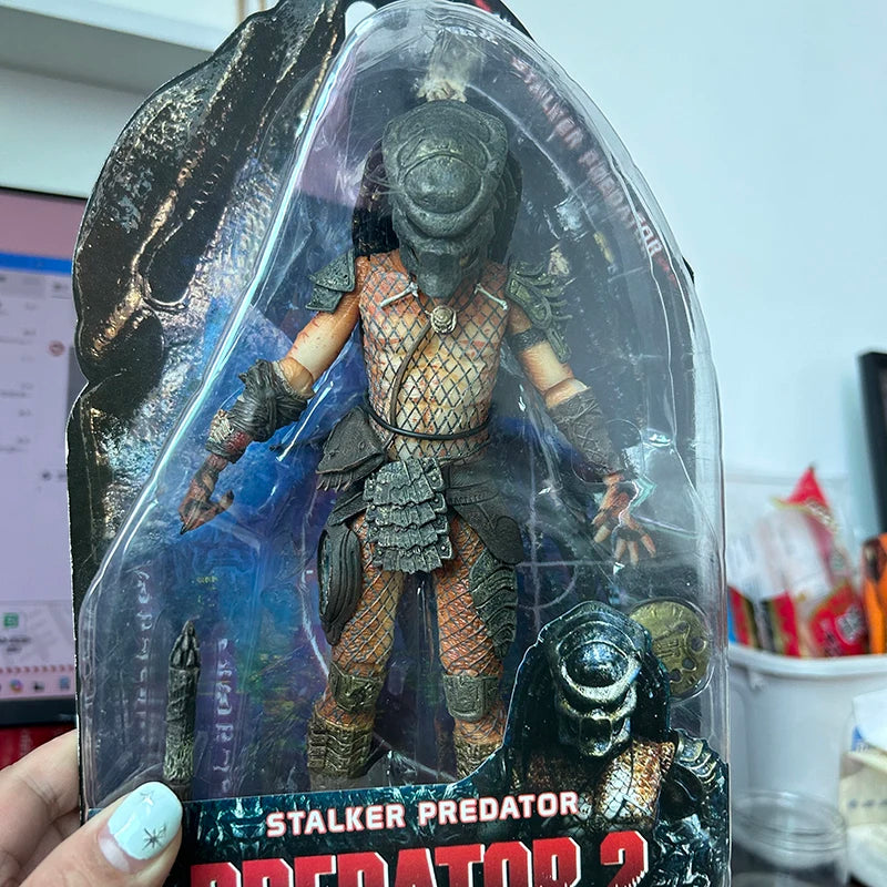 NECA Classic Predator Water City Hunter Warrior Lost Snake Stalker Guardian Jungle Demon Hunter Action Figure Toys Gift For Kids