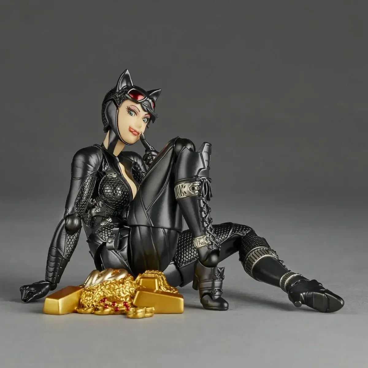 In Stock 100% Original Kaiyodo Revoltech Incrível Yamaguchi Catwoman Figuras De Ação Modelo Brinquedos Coleção Figura Em Estoque