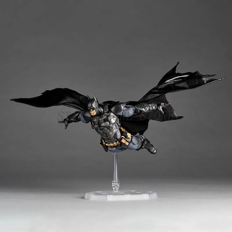 Erstaunliche Yamaguchi Arkham Knight Actionfigur Anime Bewegliches Sammlermodell Revoltech Arkham Asylum Bruce Wayne Figur Spielzeug