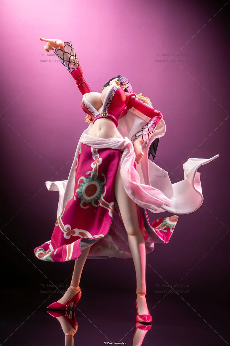 1/12 Scale Female Clothes One Piece Pirate Empress Boa·Hancock Japanese Anime For VAH  6-inch Action Figure Soldier Scene