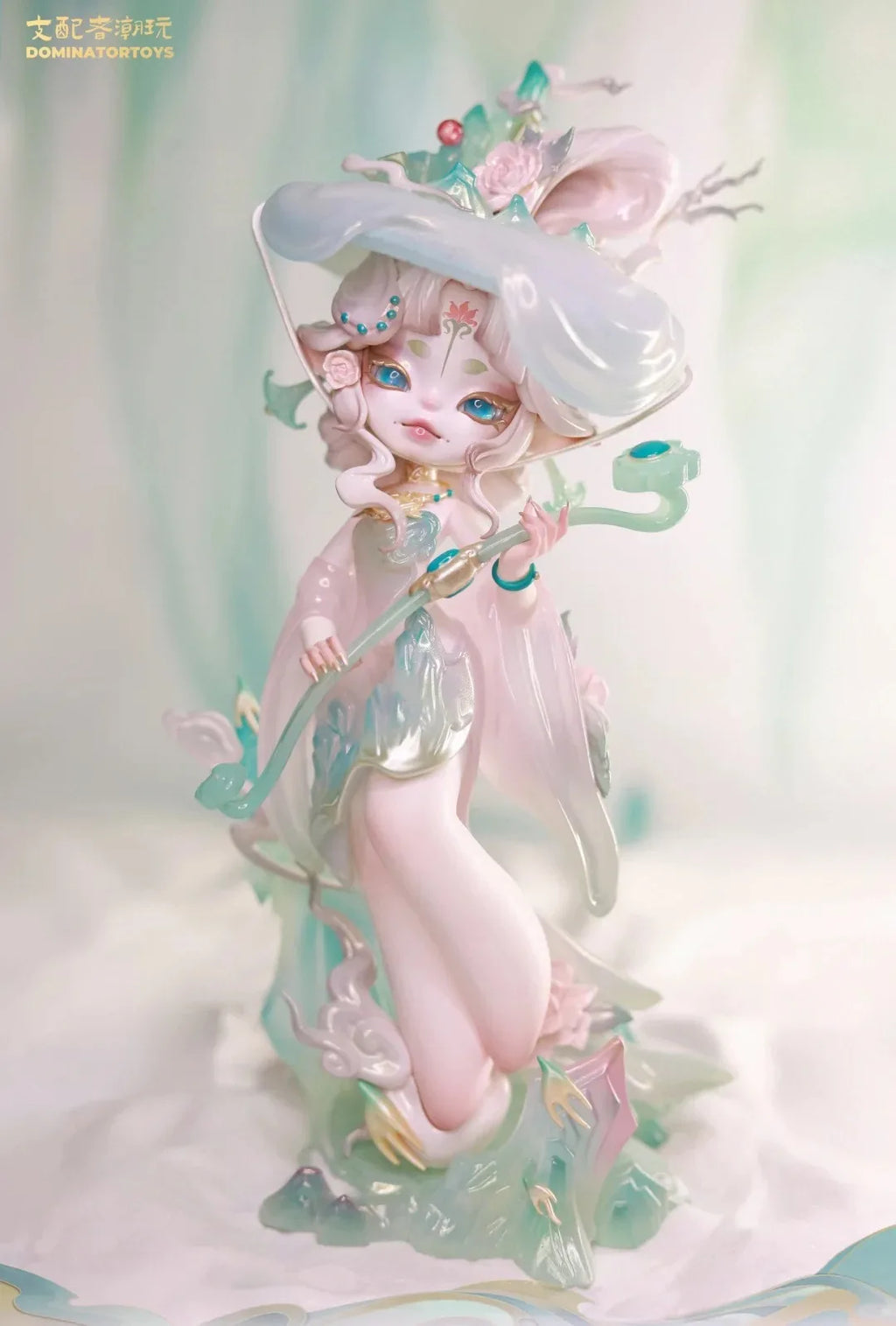 New Dominator Svia Doll Thailand Limited Edition Big Figure Designer Toys Tabletop Ornament Cartoon Decor Gifts