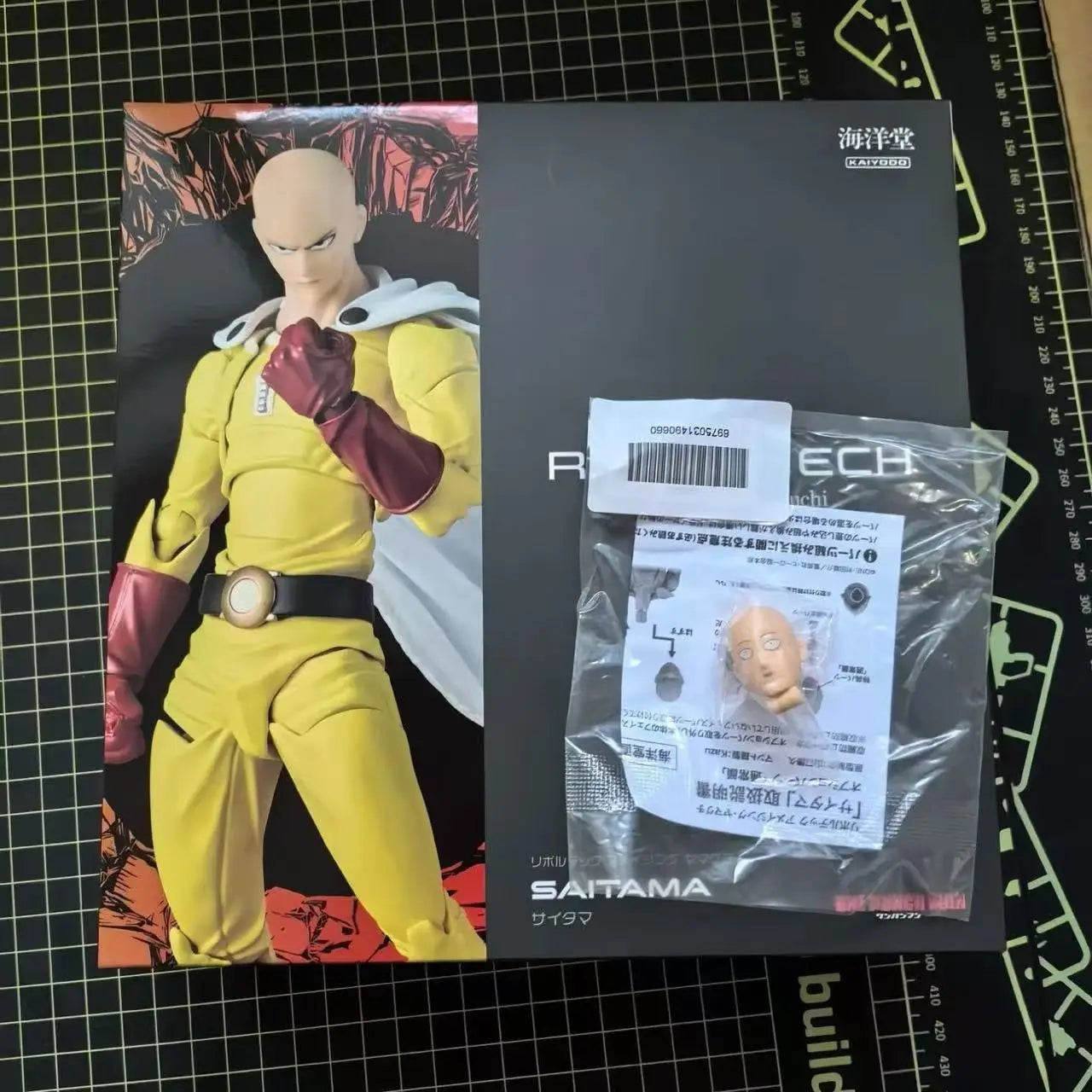 100% Original Kaiyodo Revoltech AMAZING YAMAGUCHI One-Punch Man Saitama Anime Action Figures Collectible Model Toys
