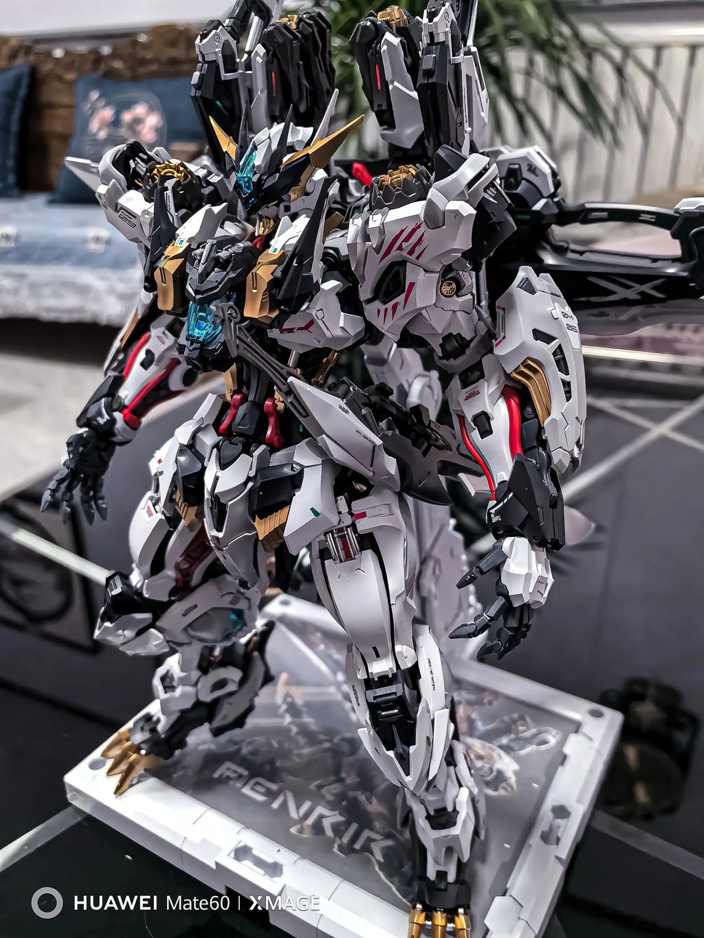 In Era+ Infinite Series Fenrir 1/72 Scale Plastic Model Kit, Original Mecha Collectible Building Model