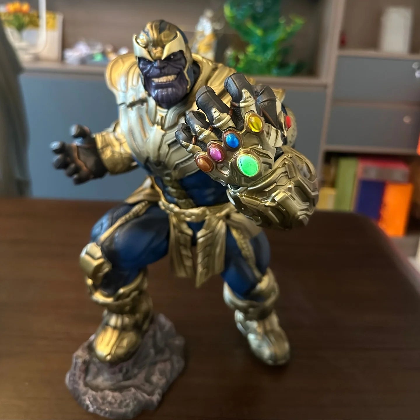 Creative Production of a 36cm Tall Thanos Avengers Four Marvel Figurine Model