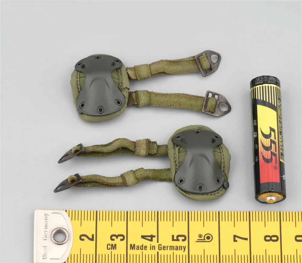 1/6 Soldierstory SS134 Asia Soldier Handsome Guy Man Head Sculpt Carving Knee Pad Elbow Sunglasses For 12" DAM COO Action Figure