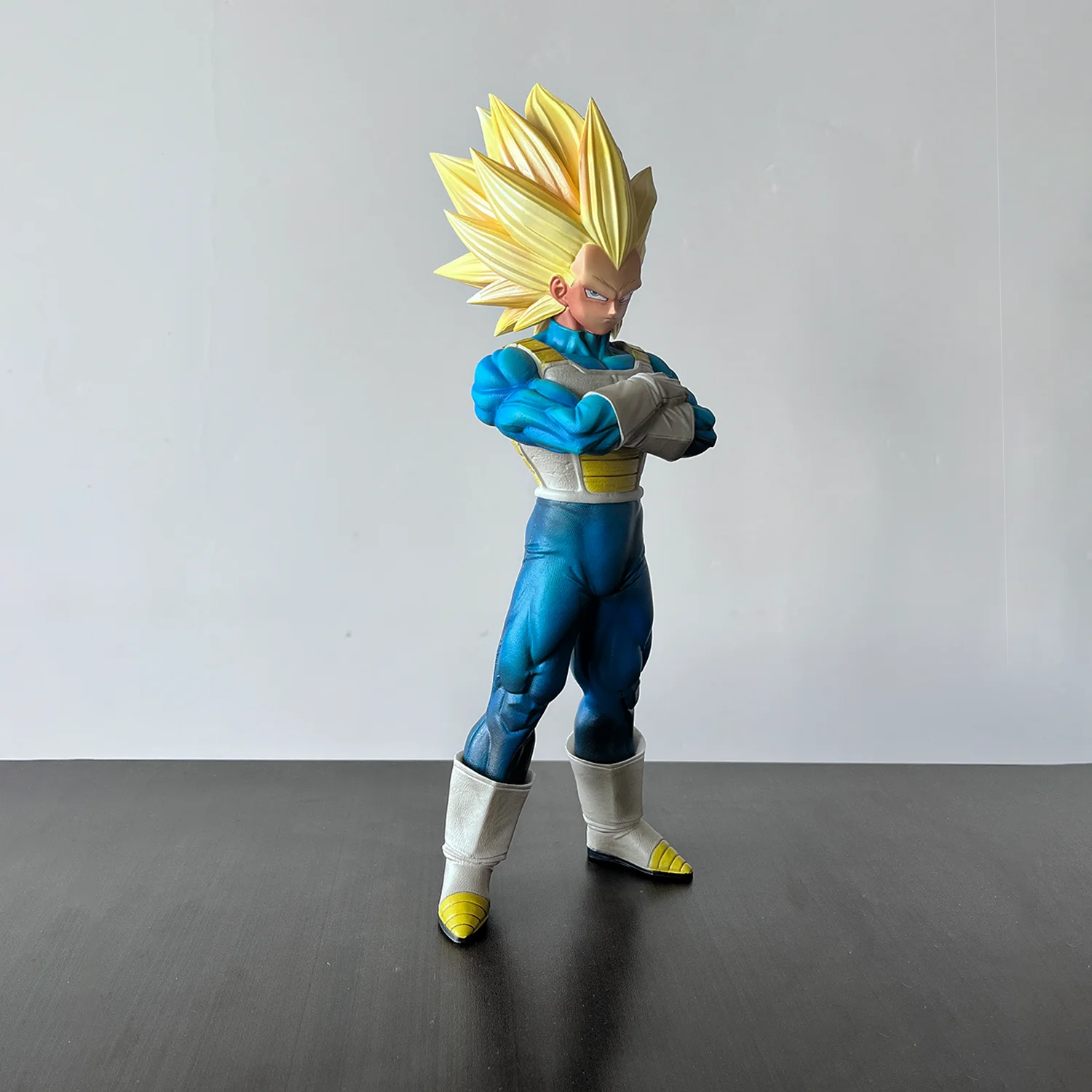 33cm Dragon Ball Z Super Saiyan Vegeta Anime Figures SSJ3 Vegeta Anime Movie Character Toys, Decorations, Collectible Gifts