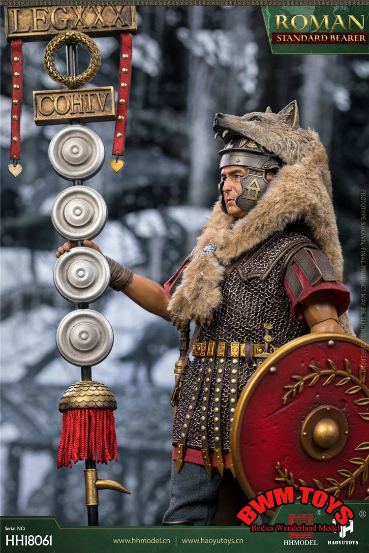 HHMODEL&HAOYUTOYS HH18061 1/6 Scale 12'' Male Imperial Legion Rome Flag Bearer Action Figure for Collectors in Stock