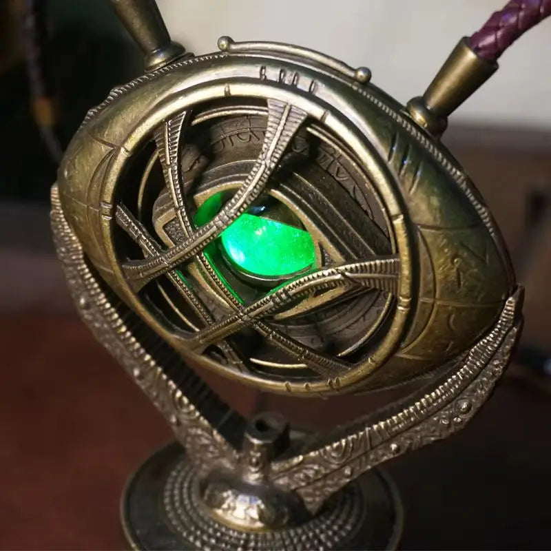 New  Avengers Strange Doctor Necklace Agomot Eye Infinity Gem Time Gem Action Figure Collectible Model Animation Derivative